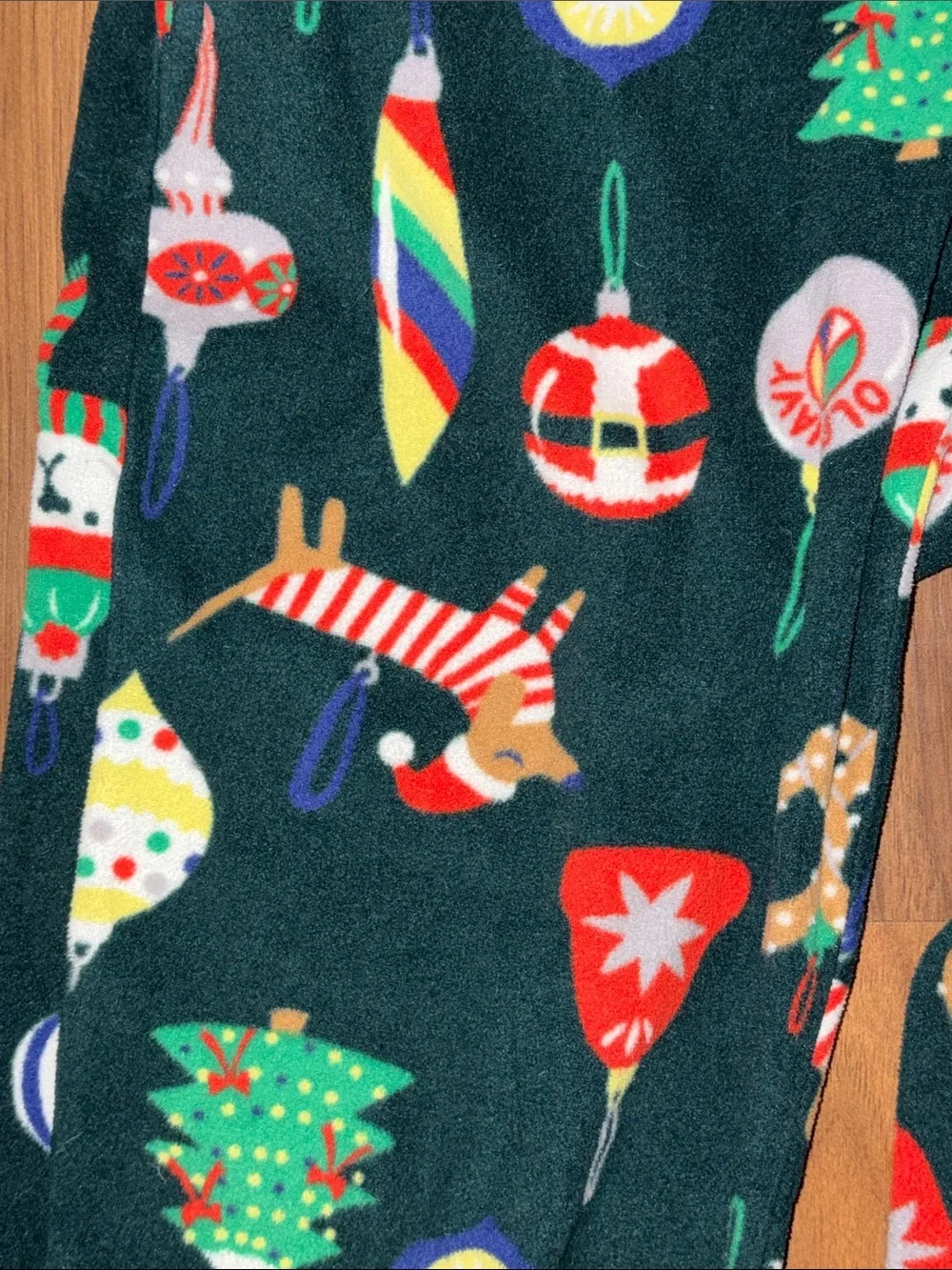 Old Navy Kids Black Holiday Ornament & Tree Print Pajama Bottoms